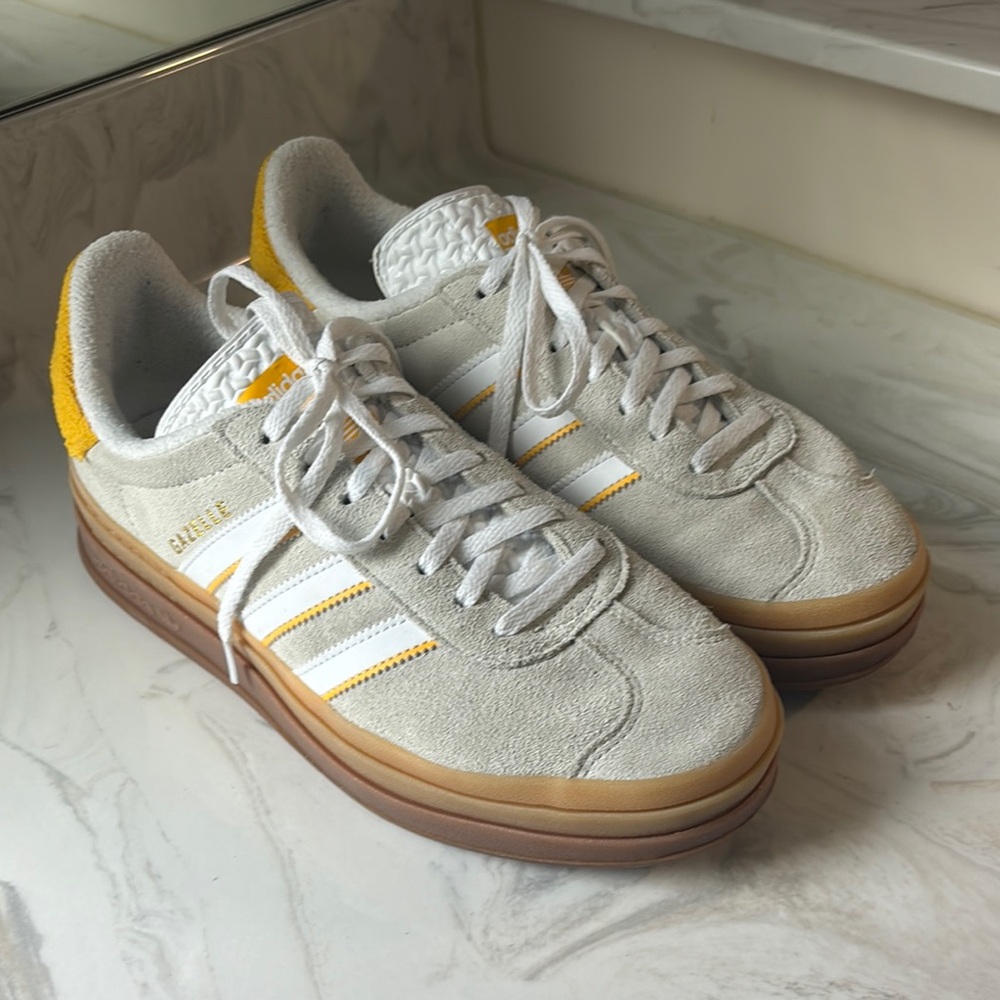 Adidas White and Yellow Sneakers with Gum Sole